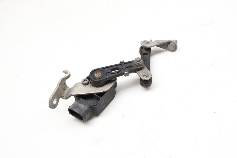 Headlight Leveling Sensor 37146781361 — Used (SKU 731012)