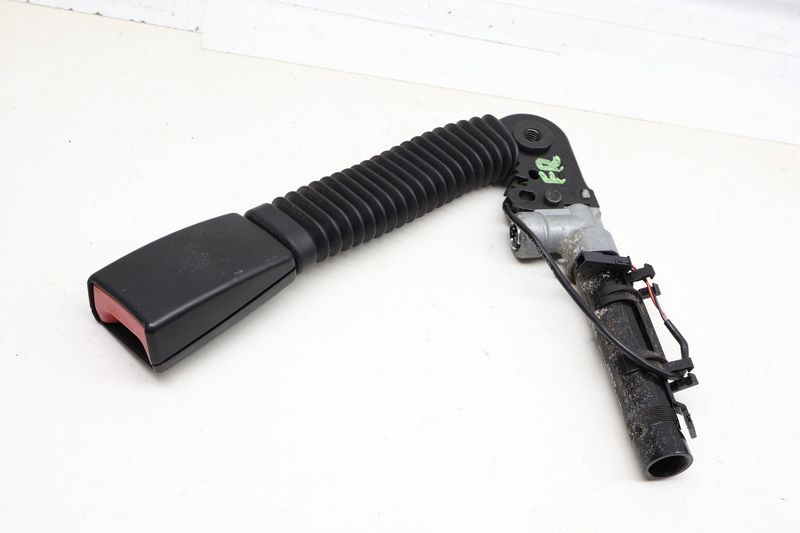 Seat Belt Buckle / Receiver 72119115306 — Used (SKU 730913)