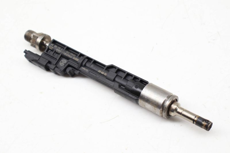 Fuel Injector (EU5) 13647597870 — Used (SKU 730971)