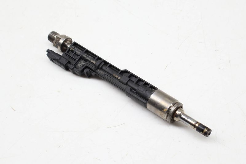 Fuel Injector (EU5) 13647597870 — Used (SKU 730972)