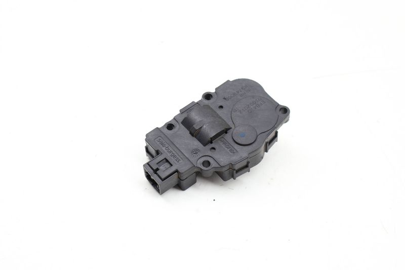 HVAC Flap / Servo Air Motor / Actuator 64119242058 — Used (SKU 731060)