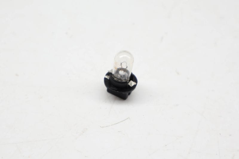 Interior Dome / Reading Light Bulb Socket 63258389736 — Used (SKU 731064)