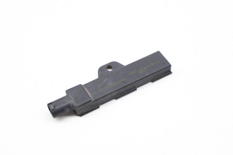 Keyless Entry Antenna 65209220831 — Used (SKU 730758)