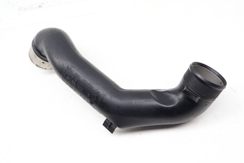 Turbo Intercooler Hose / Tube 13717582314 — Used (SKU 731114)