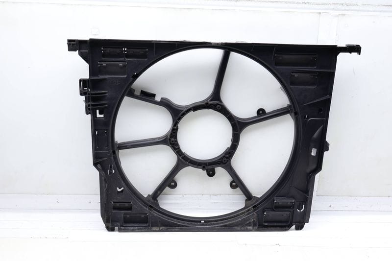 Radiator Electric Cooling Fan Housing 17427612453 — Used (SKU 731090)