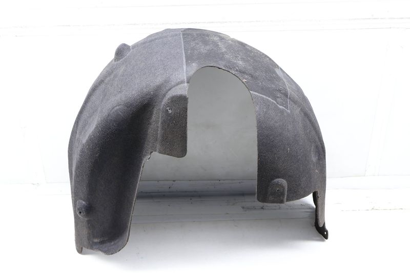 Fender Liner / Wheel Housing Cover 51717186730 — Used (SKU 731129)