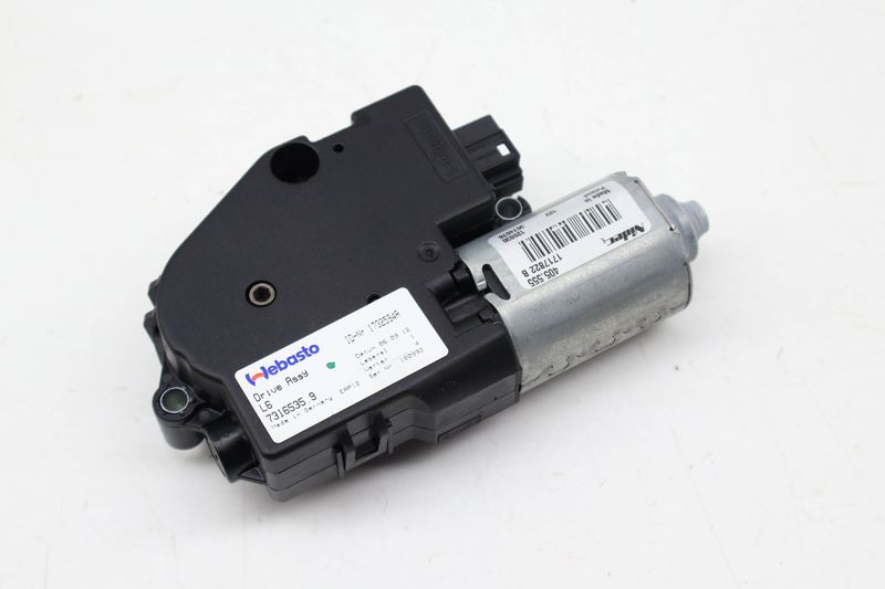 Sunroof / Sun Roof Motor 67617316535 — Used (SKU 730945)