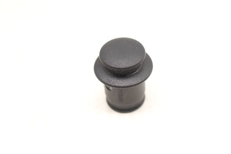 Cigarette Lighter Socket Plug 51167135141 — Used (SKU 481263)