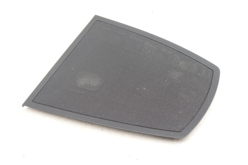 Center Dash Speaker Grille / Cover 51459115667 — Used (SKU 549890)