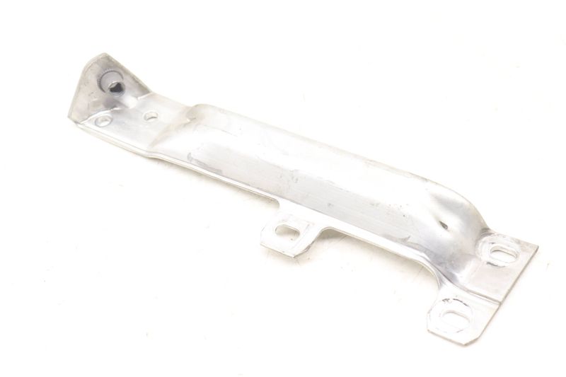 Bumper Mount / Bracket 51117158893 — Used (SKU 550111)