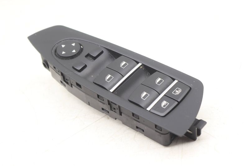 Master Window Switch 61319241915 — Used (SKU 549822)