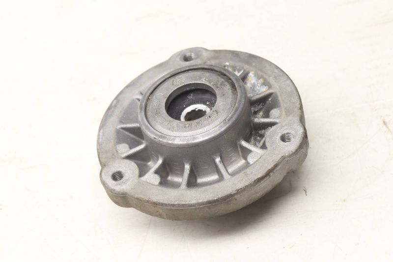 Upper Strut / Shock Mount 31306850031 — Used (SKU 550192)