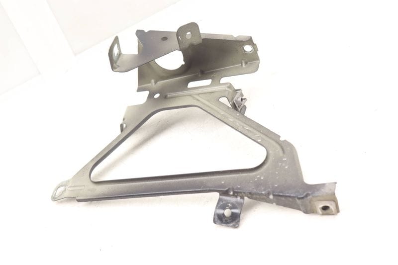 Fender Mount / Bracket 41357184180 — Used (SKU 550107)