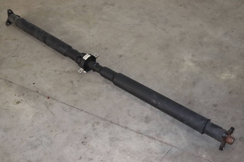 Driveshaft / Propeller Shaft 26107631346 — Used (SKU 550214)