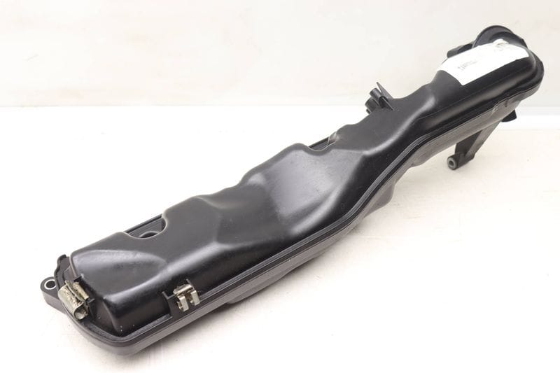 Intake Manifold 11617601432 — Used (SKU 550081)