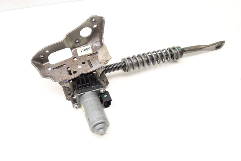 Rear Tilt / Height Adjustment Seat Motor 52107314221 — Used (SKU 475649)
