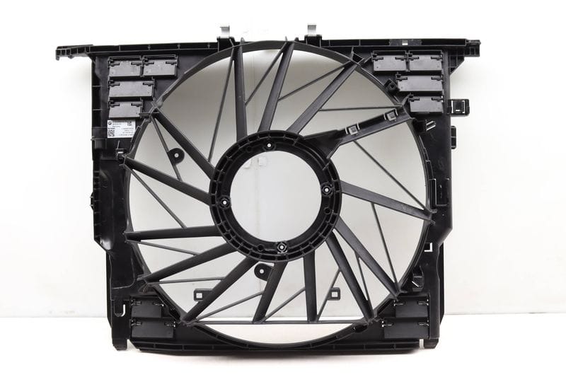 Radiator Electric Cooling Fan Housing 17117575258 — Used (SKU 475788)