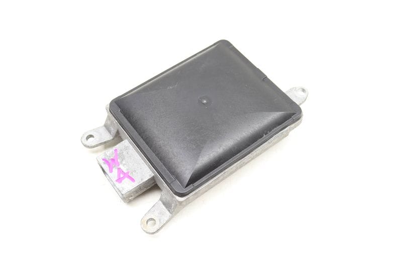 Lane Change Assist Module / Sensor (MASTER) 66326859179 — Used (SKU 475609)