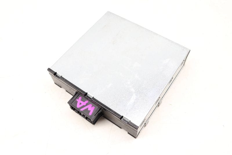 Voltage Converter Control Module 61429253208 — Used (SKU 499461)