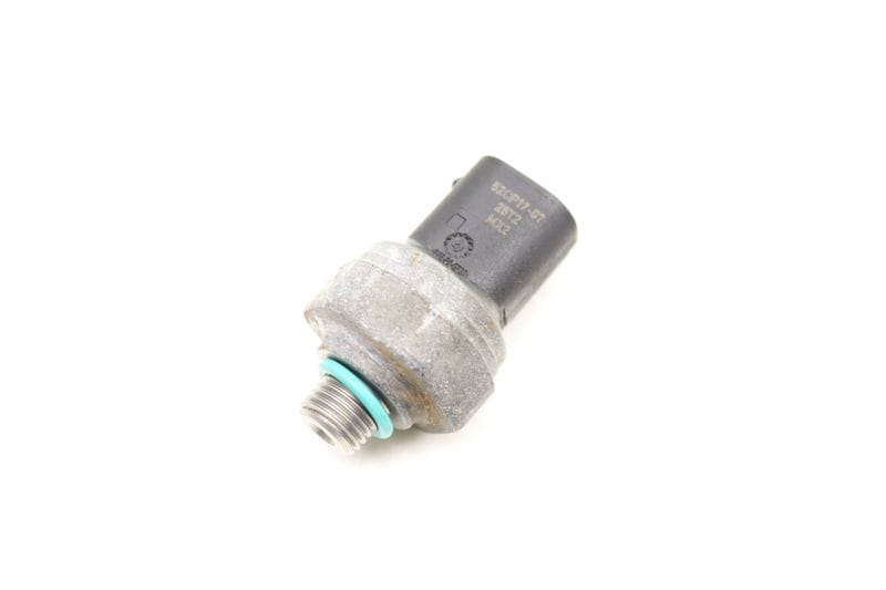 AC Pressure Sensor / Switch 64539181464 — Used (SKU 473830)