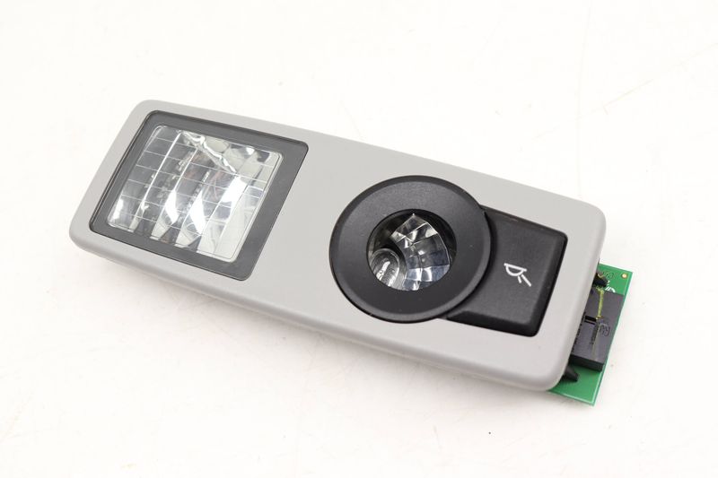 Dome Reading Light 63316972974 — Used (SKU 436435)
