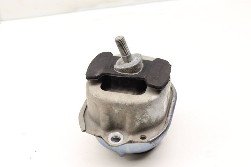 Engine / Motor Mount 22116780260 — Used (SKU 427460)