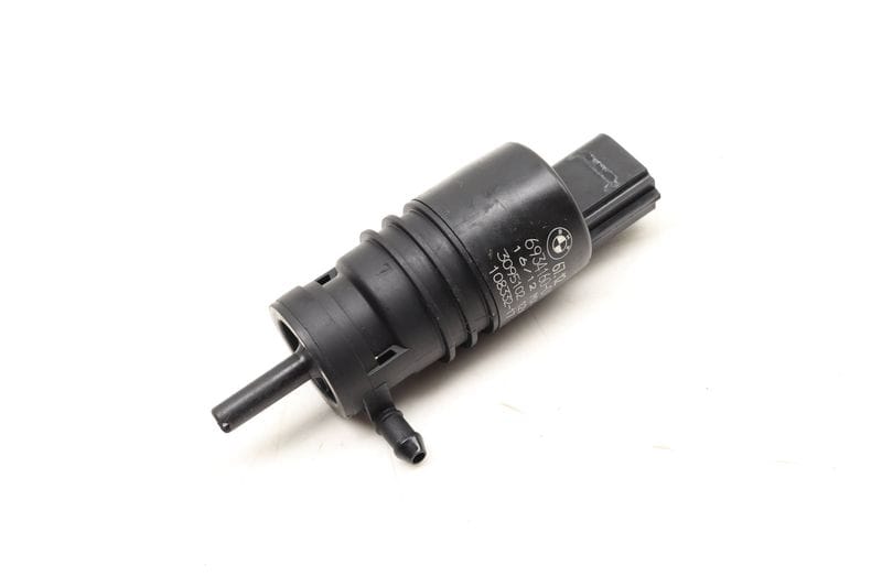 Windshield Washer Pump 67126934160 — Used (SKU 427515)