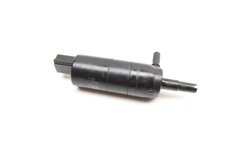 Headlight Washer Pump 67637217792 — Used (SKU 575098)