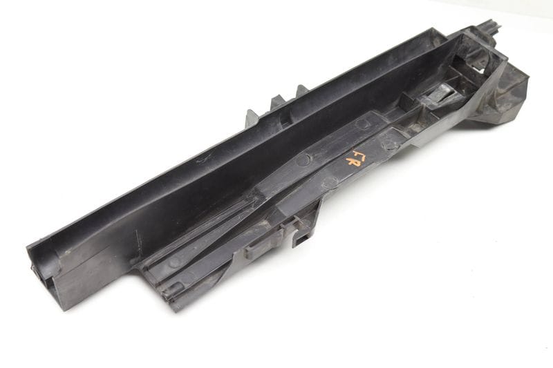 Radiator Module Carrier / Cover 17117799761 — Used (SKU 575052)