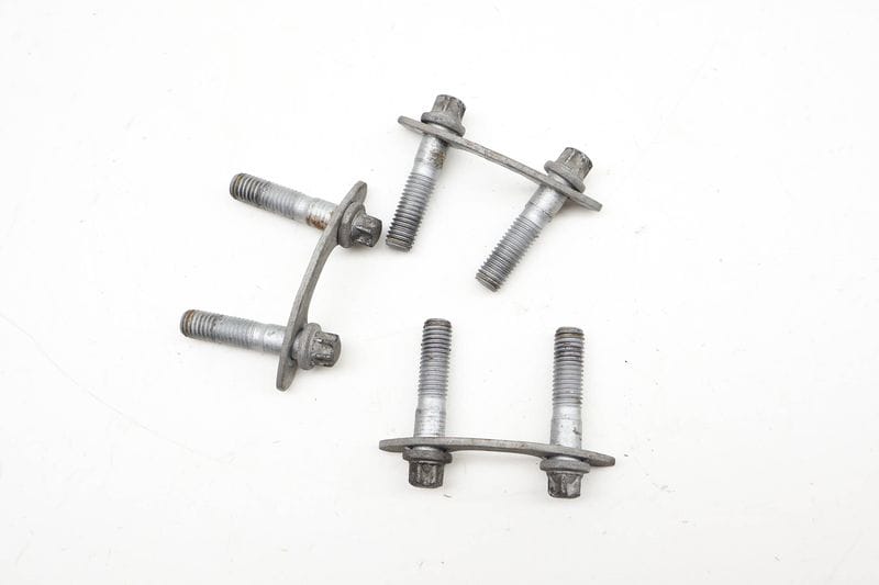 Axle Shaft Torx Screw / Bolt Set 33207572716 — Used (SKU 712300)