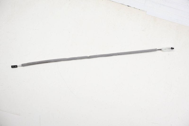 Interior Door Handle Release / Bowden Cable 51217192401 — Used (SKU 712006)