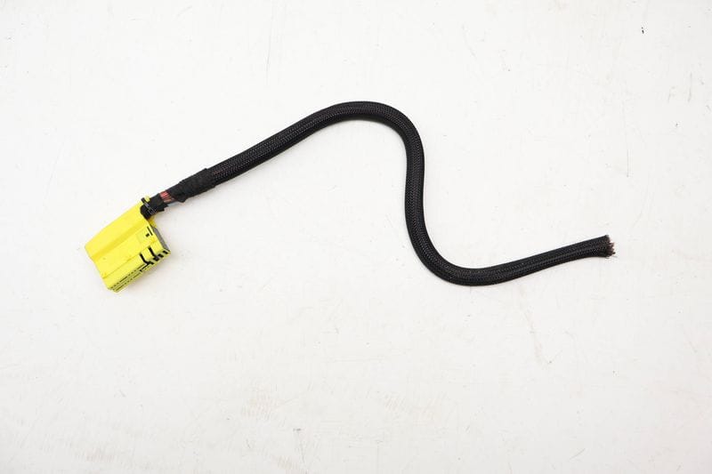 Seat Wiring Harness Connector / Pigtail 61136954588 — Used (SKU 711794)