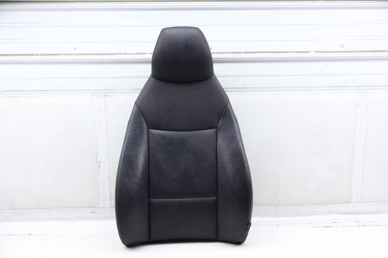 Upper Seat Backrest Cushion (LEATHER) 52107213911 — Used (SKU 712109)