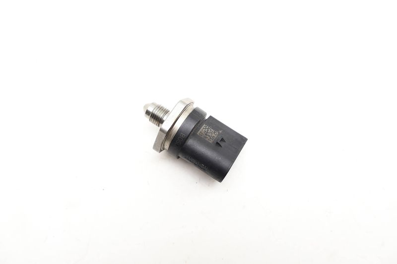 High Pressure Fuel Sensor 13537620946 — Used (SKU 711870)