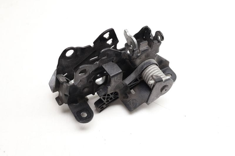 Upper Hood Latch / Lock 51237002907 — Used (SKU 711801)
