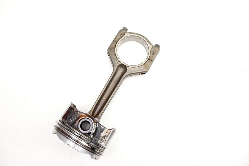 Piston / Connecting Rod 11258606459 — Used (SKU 712227)