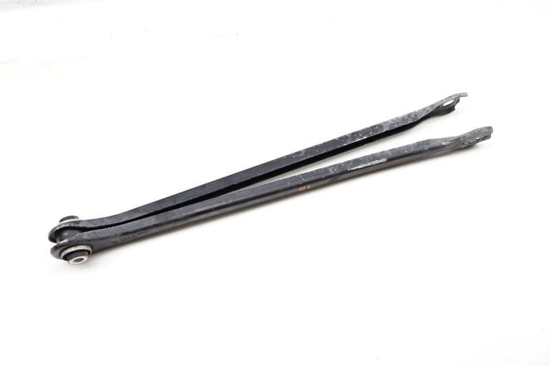 Lower Camber Control Arm / Wishbone 33303411651 — Used (SKU 712206)