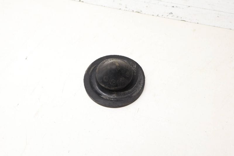 Lower Spring Pad / Rubber Mount 33506784924 — Used (SKU 712165)