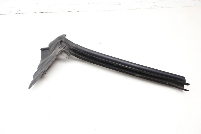 Window Glass Channel / Seal (INNER) 51377046123 — Used (SKU 712024)
