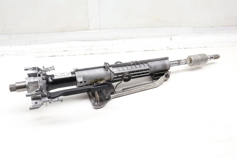 Steering Column Assembly 32306786151 — Used (SKU 712055)