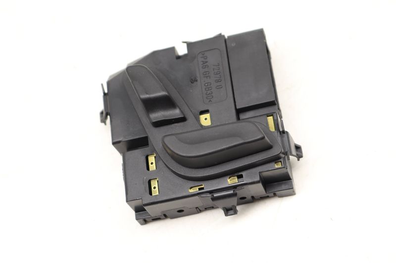 Seat Adjustment Control Switch 2048701758 — Used (SKU 483910)