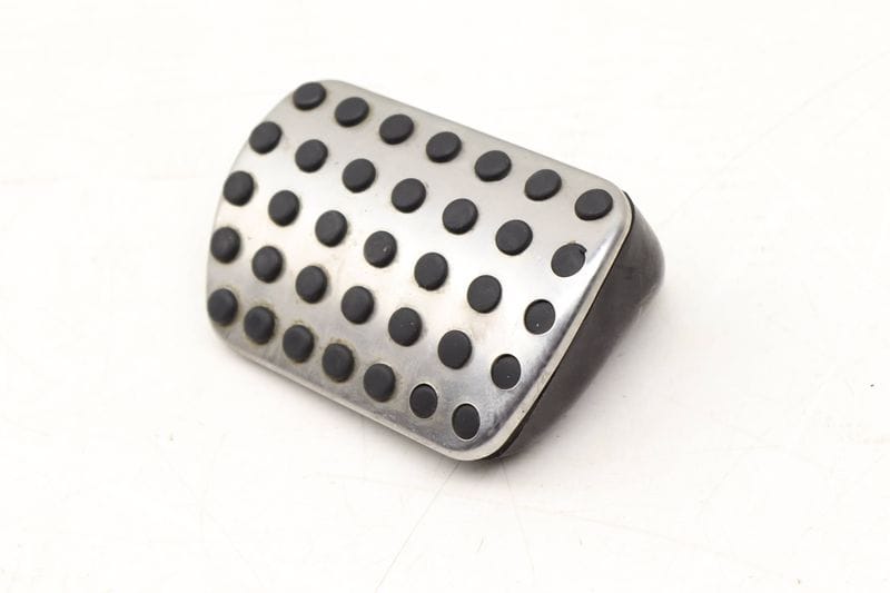 Brake Pedal Pad / Cap 1702900182 — Used (SKU 480591)