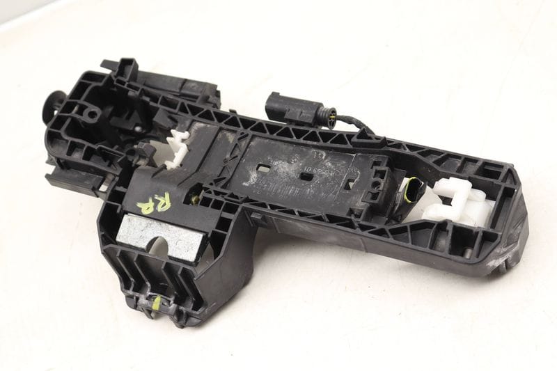 Exterior Door Handle Bracket 2047602434 — Used (SKU 480710)