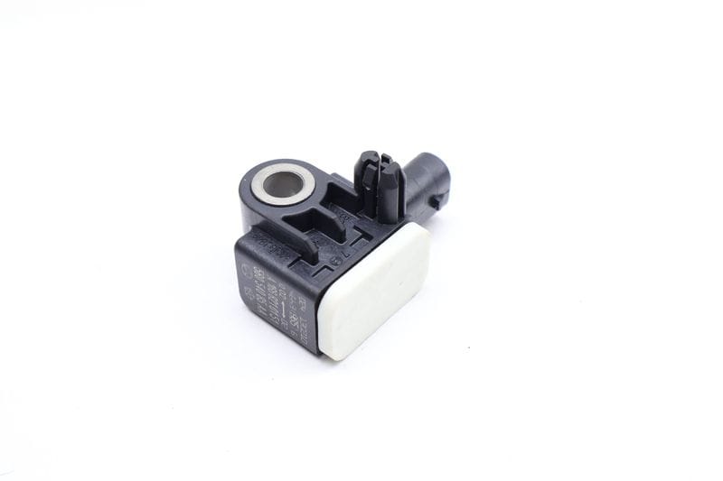 Airbag Impact / Crash Sensor 1668210151 — Used (SKU 661980)