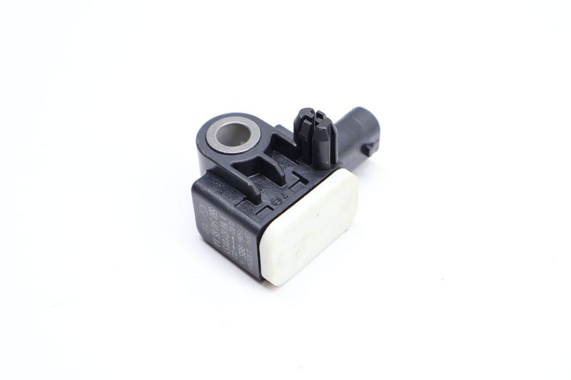 Airbag Impact / Crash Sensor 1668210151 — Used (SKU 661981)