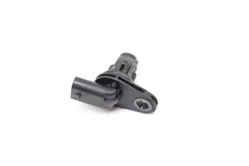 Cam / Camshaft Position Sensor 2769050143 — Used (SKU 662069)