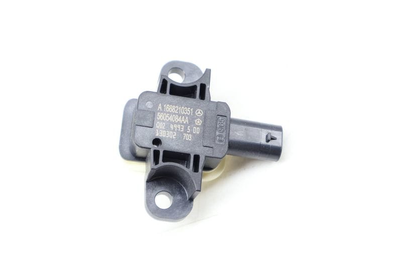 Door Impact / Airbag Crash Sensor 1668210351 — Used (SKU 661946)