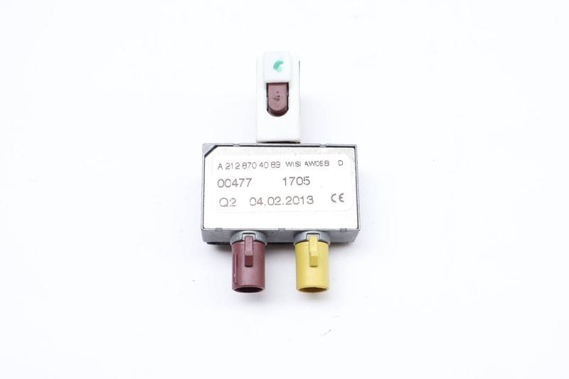 GPS Antenna 2128704089 — Used (SKU 661984)
