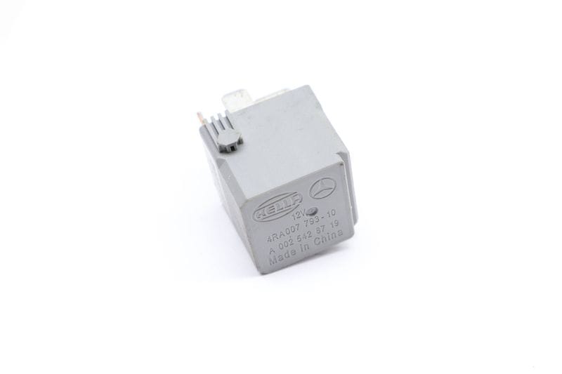 Relay 0025428719 — Used (SKU 661957)