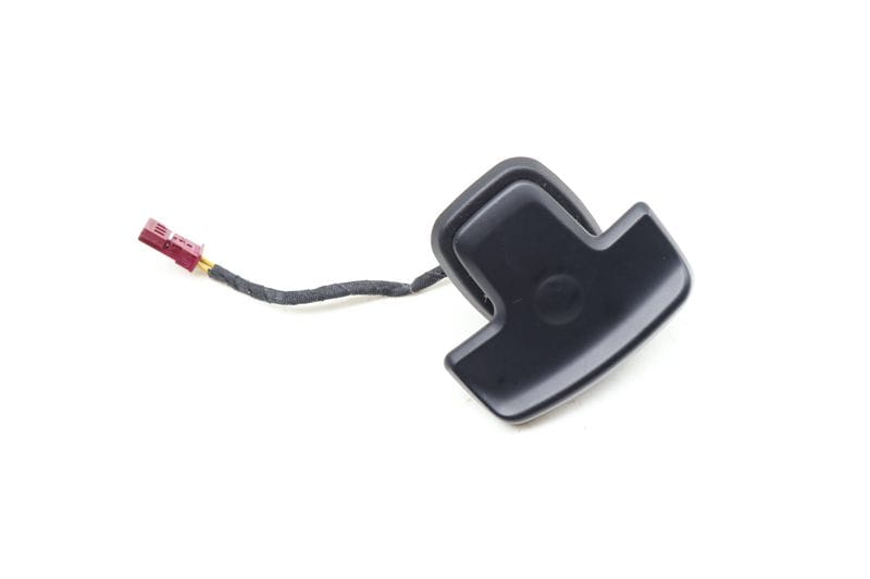 Steering Wheel Shift Paddle / Button (+) 2185400762 — Used (SKU 662031)